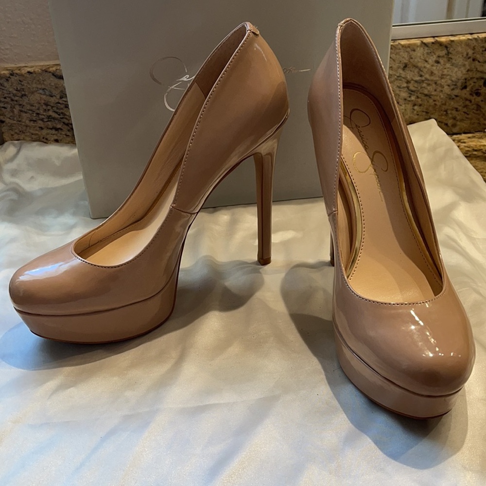 Jessica Simpson Nude Heels
